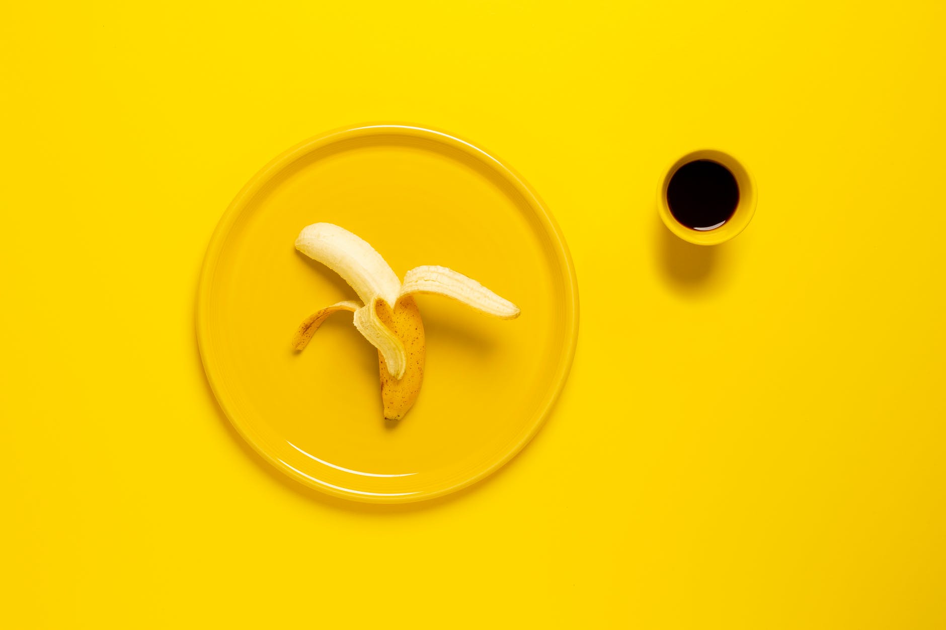 yellow banana on plate